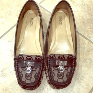 ***MICHAEL KORS LOAFERS***